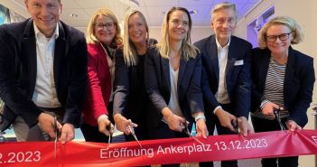 Professionelle Beratung: Ankerplatz bietet Expertise für Kreuzfahrten Innovatives Shop-in-Shop-Konzept bringt Urlaubsfeeling nach (Foto: TUI AG)